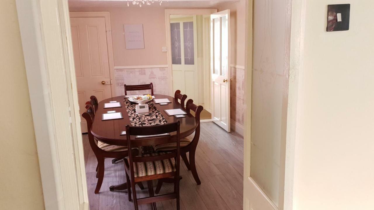 Grandeur Holiday Home, With Free Parking Clacton-on-Sea Eksteriør bilde