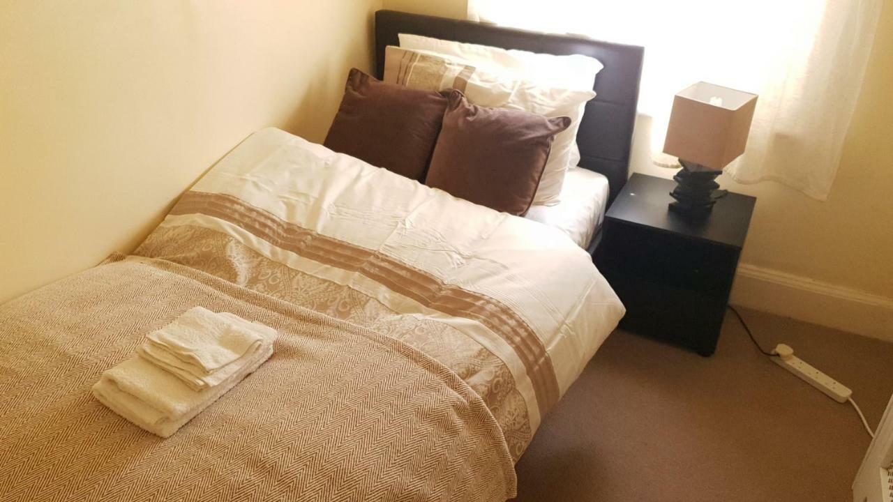 Grandeur Holiday Home, With Free Parking Clacton-on-Sea Eksteriør bilde
