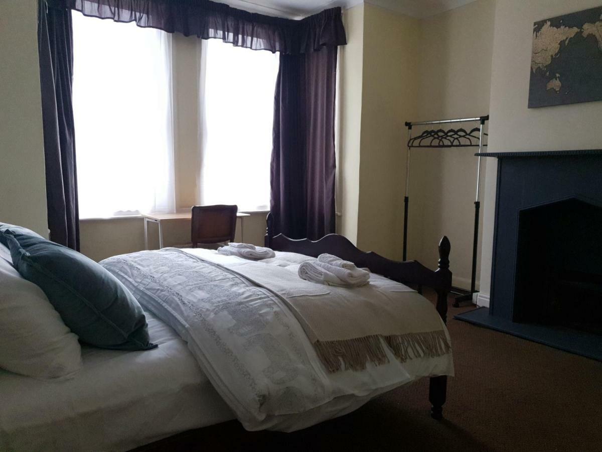 Grandeur Holiday Home, With Free Parking Clacton-on-Sea Eksteriør bilde